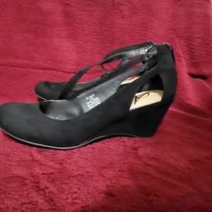 American Rag black wedge